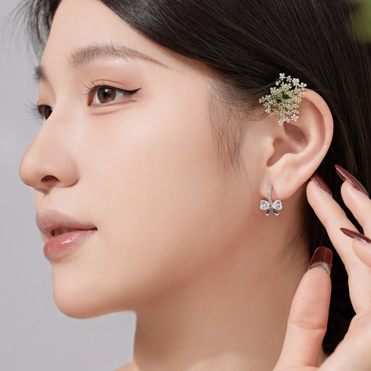 [Together]Exquisite Earrings With Heart-Shaped Bow Design