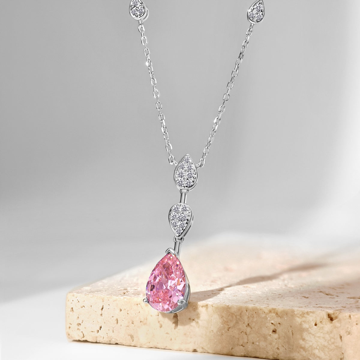 [Together]Dazzling Pear Cut Necklace