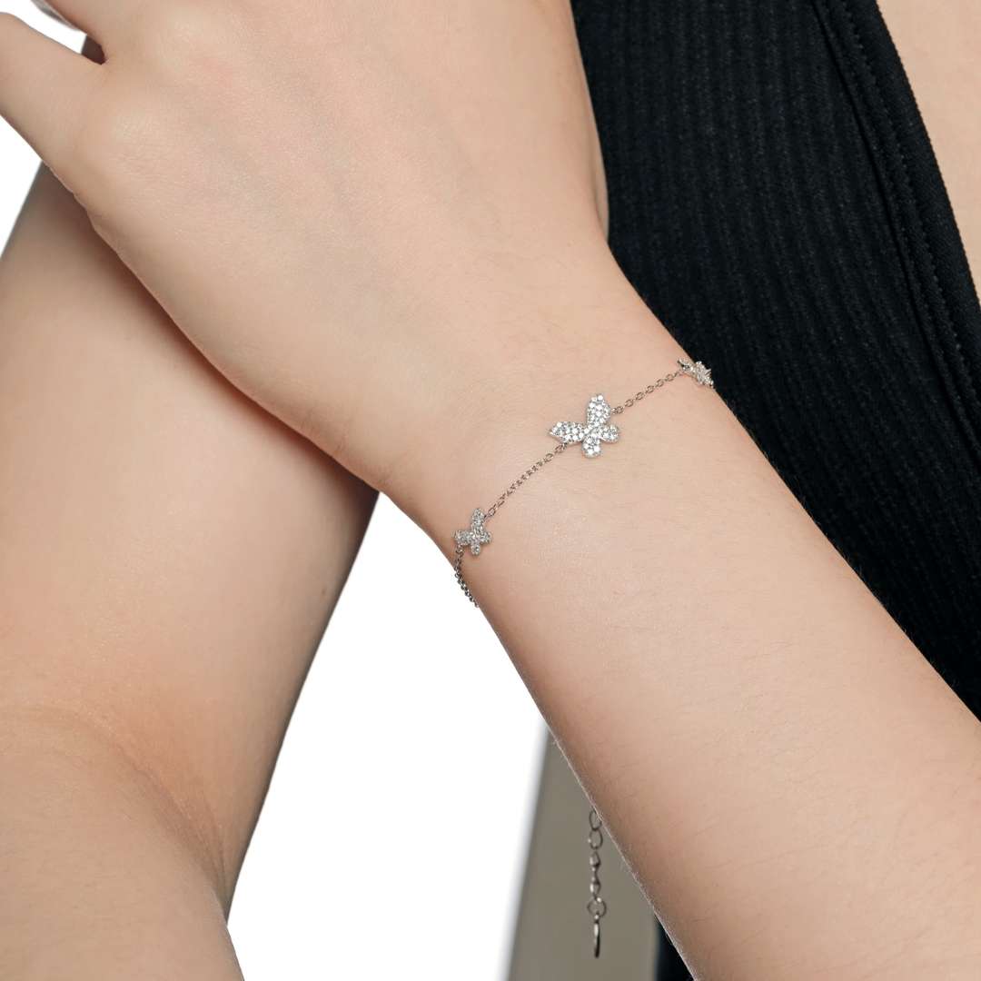 [Together]Delicate Butterfly Pendant Bracelet