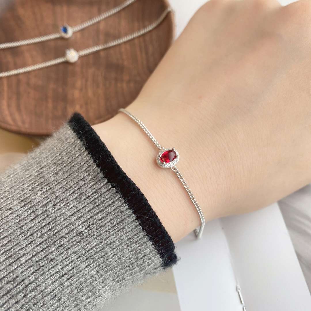 [Together]Exquisite Oval Shape Bracelet