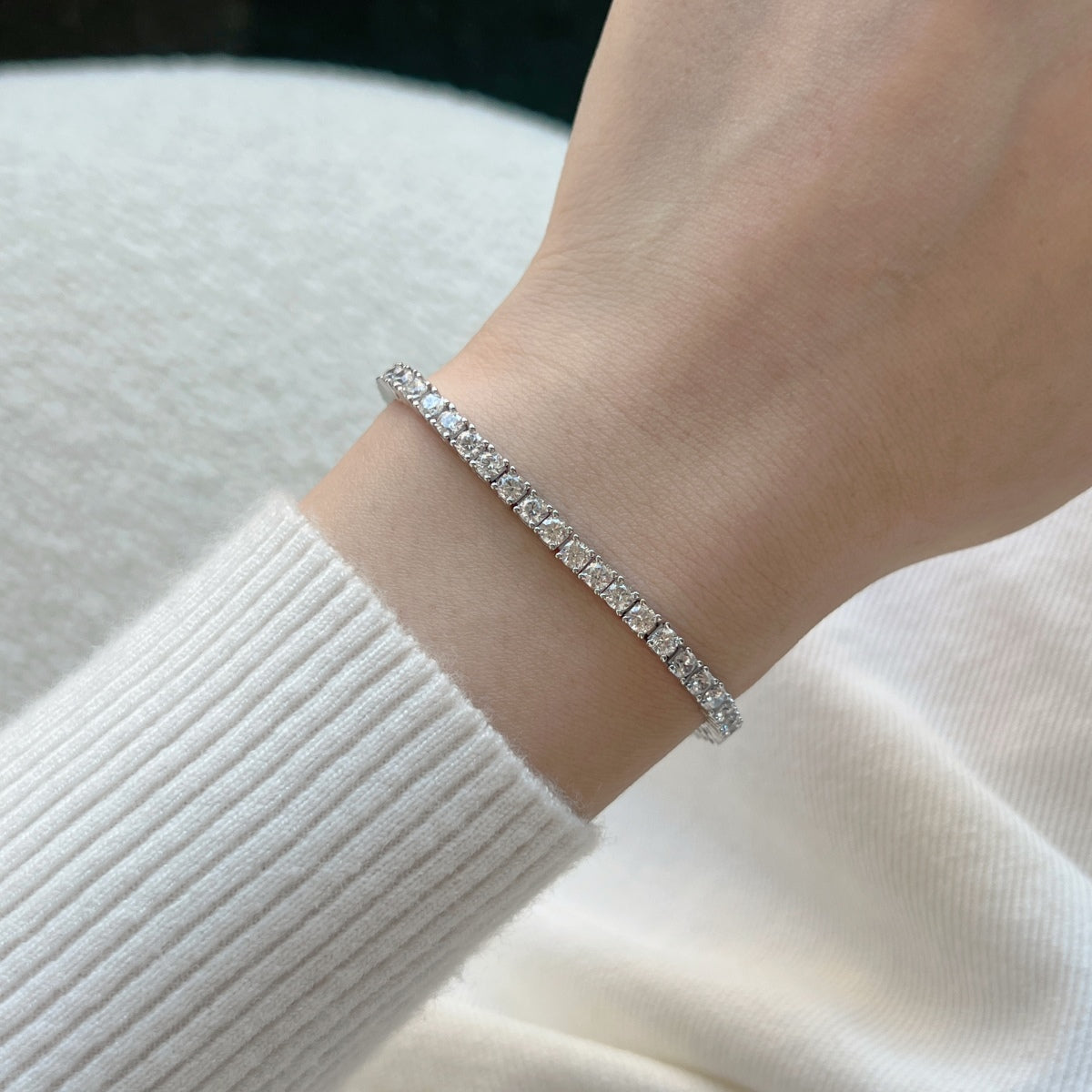 [Together]Dainty Charming Round Cut Tennis Bracelet