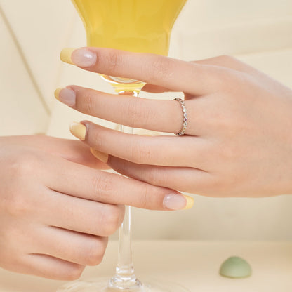 [Together]Radiant Sparkling Round Cut Daily Ring